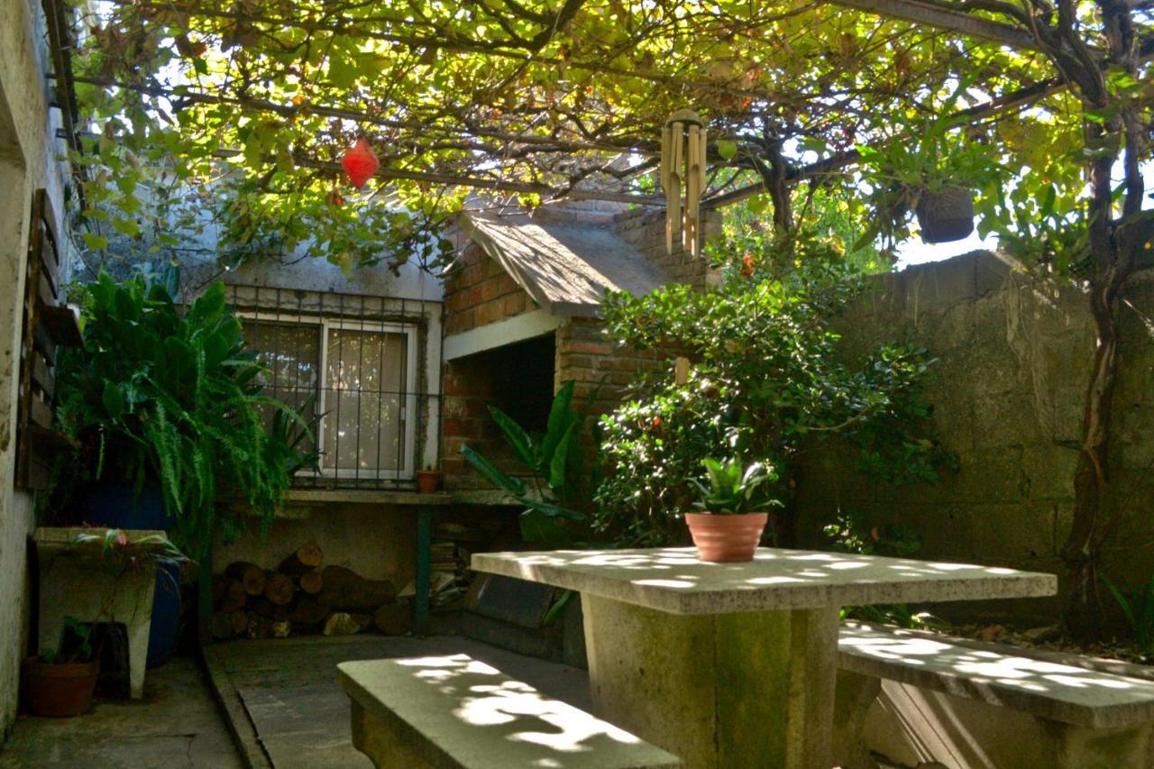 Agradable Casa Con Chimenea Interior Y Parrillero. A 250M De La Playa Lägenhet Colonia del Sacramento Exteriör bild